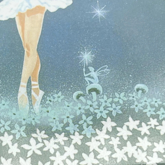 Twirling Ballerina and Mushrooms Musical Jewelry Storage Box, NWT 🩰🍄 - Picture 15 of 15